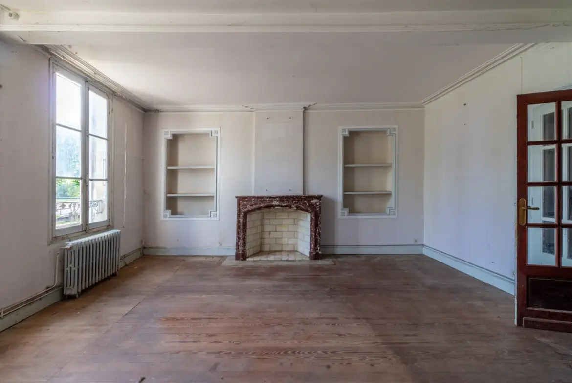 Maison de caractère à Saint-Savinien avec jardin de 800 m² 