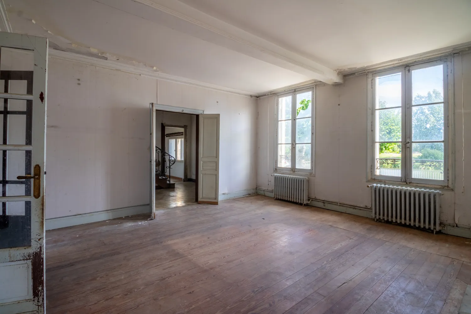 Maison de caractère à Saint-Savinien avec jardin de 800 m² 