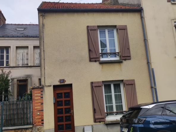 Maison de Ville Charmante à Vendre à Dourdan 