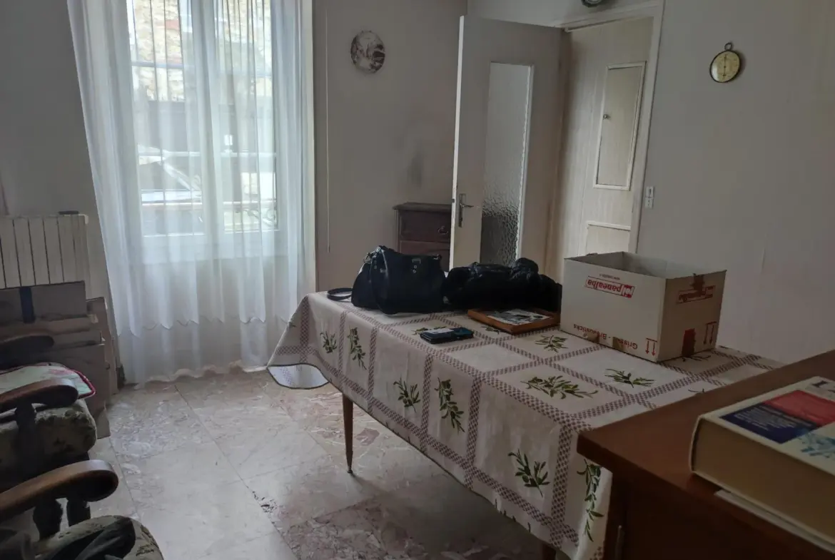 Maison de Ville Charmante à Vendre à Dourdan 