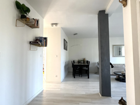 À vendre : Appartement F3 avec balcon à Saint-Étienne - 109 900 € 