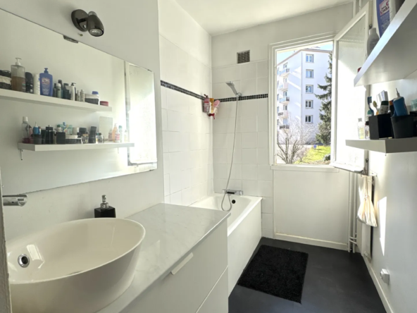 À vendre : Appartement F3 avec balcon à Saint-Étienne - 109 900 € 