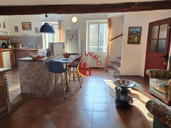 Maison de Village 3 pièces avec garage à Maury 