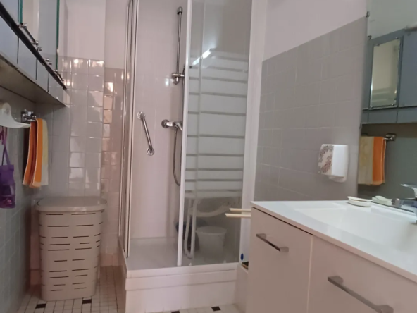 Appartement lumineux de 69 m² à Vichy avec balcon terrasse 