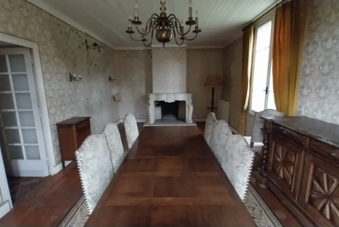 Maison à rénover avec 4 chambres à Ribérac - 159 000 EUR 