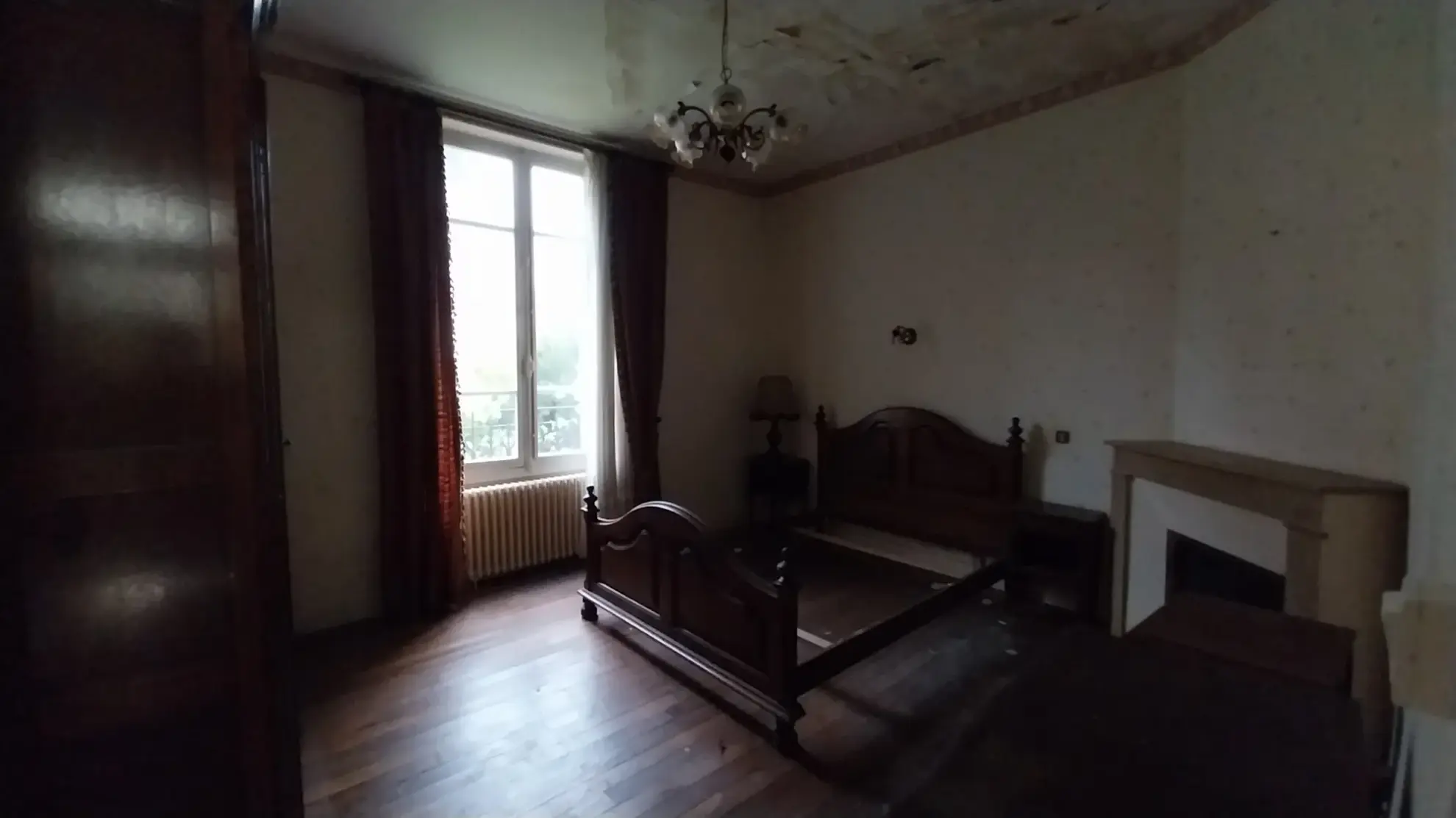 Maison à rénover avec 4 chambres à Ribérac - 159 000 EUR 