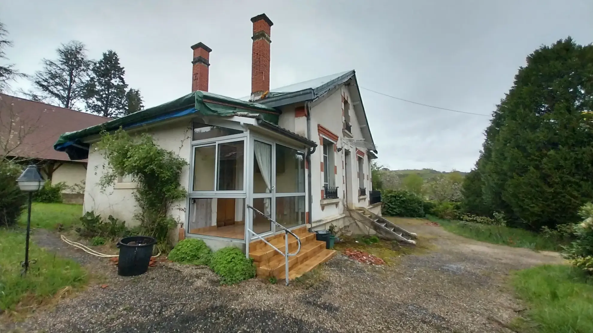 Maison à rénover avec 4 chambres à Ribérac - 159 000 EUR 