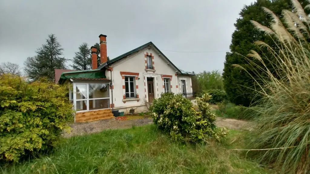 Maison à rénover avec 4 chambres à Ribérac - 159 000 EUR