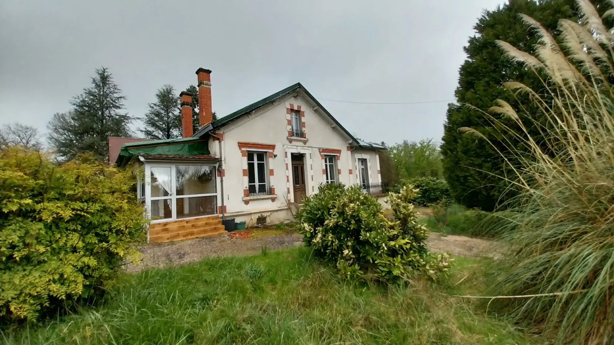 Maison à rénover avec 4 chambres à Ribérac - 159 000 EUR 
