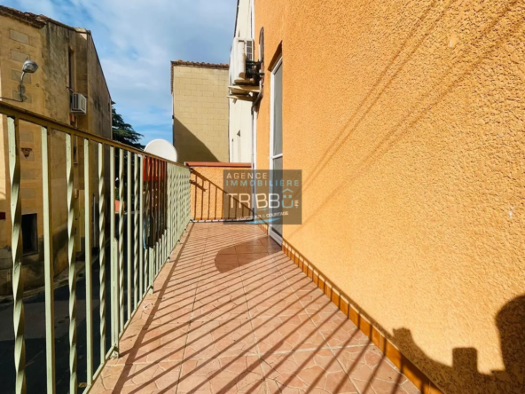 Maison de village avec garage à vendre à LLUPIA 