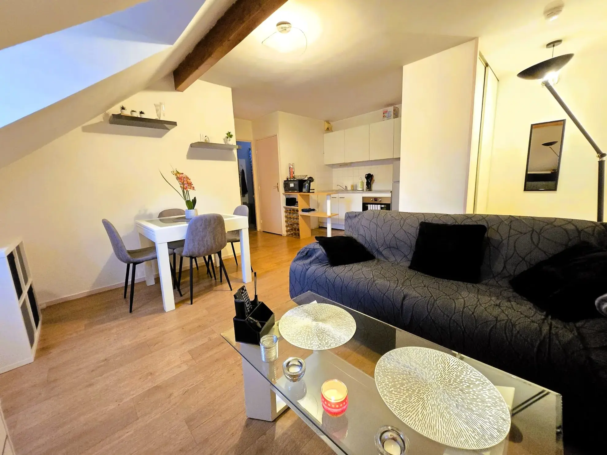 À vendre : Superbe appartement 2 pièces à Brie-Comte-Robert avec stationnement 