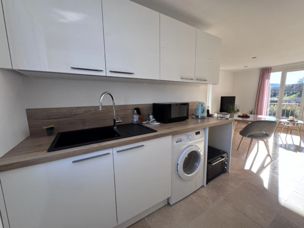 APPARTEMENT T4 RÉNOVÉ À VENDRE À PEYROLLES EN PROVENCE 