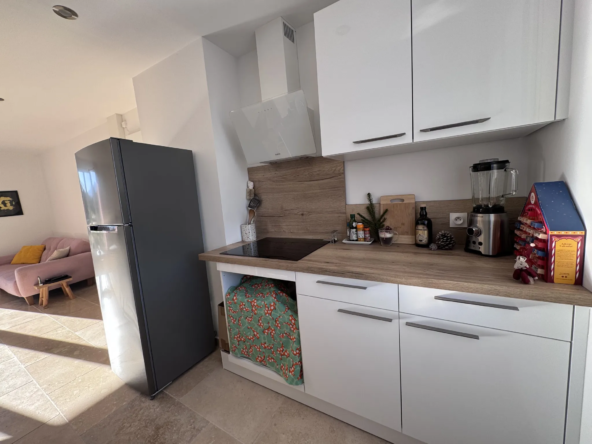 APPARTEMENT T4 RÉNOVÉ À VENDRE À PEYROLLES EN PROVENCE 