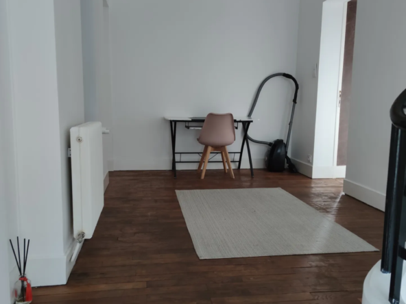 Maison Bourgeoise Rénovée avec Parc à Vierzon 