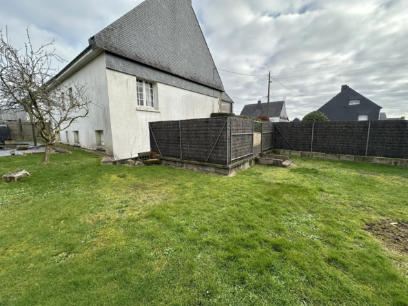 À vendre : Maison de Ville à Baud avec 4 chambres 