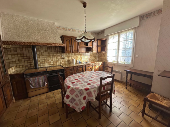 À vendre : Maison de Ville à Baud avec 4 chambres 