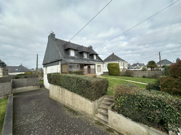 À vendre : Maison de Ville à Baud avec 4 chambres 