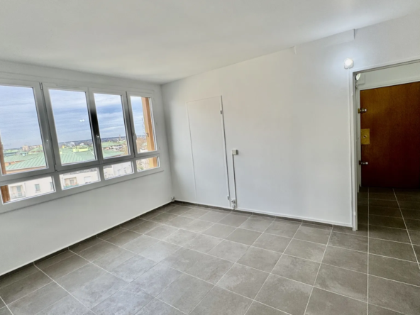 À vendre : Appartement 4 pièces lumineux à Mantes-la-Jolie 