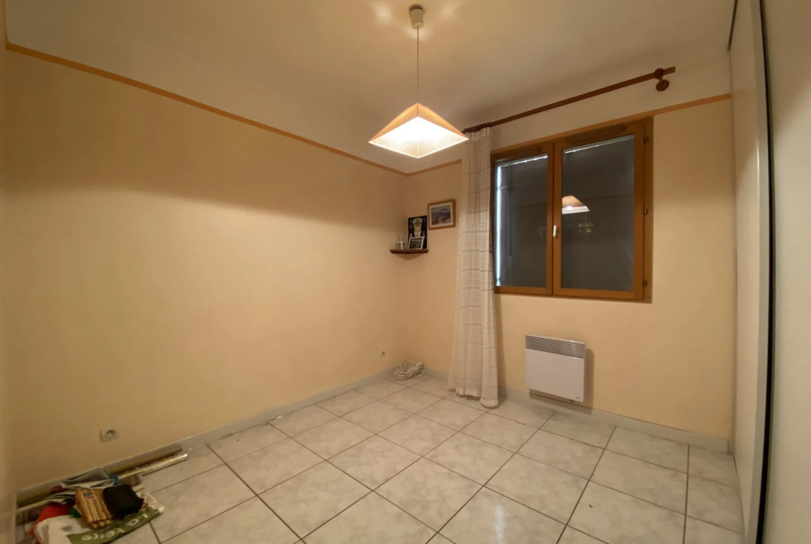A Vendre Maison de Plain Pied 3 Chambres Garage à Vias 