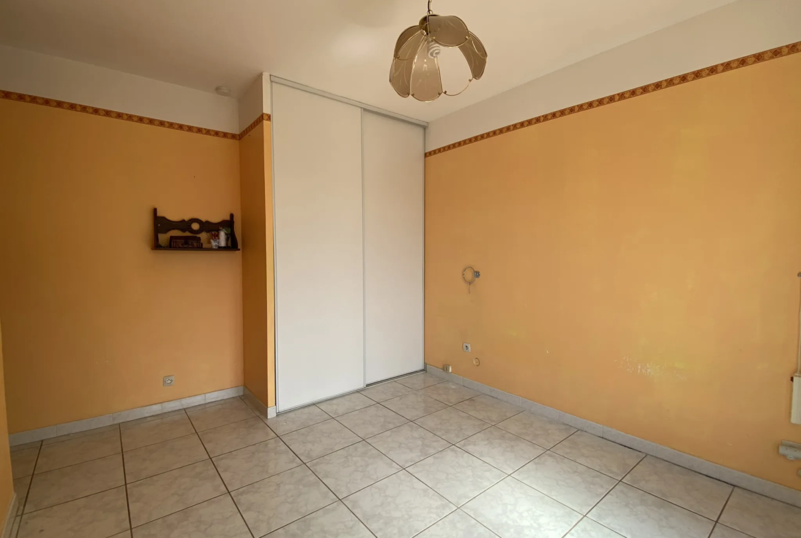A Vendre Maison de Plain Pied 3 Chambres Garage à Vias 