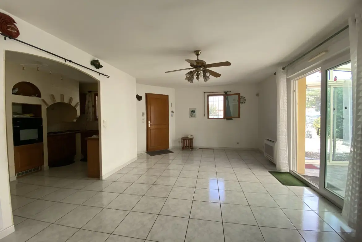 A Vendre Maison de Plain Pied 3 Chambres Garage à Vias 