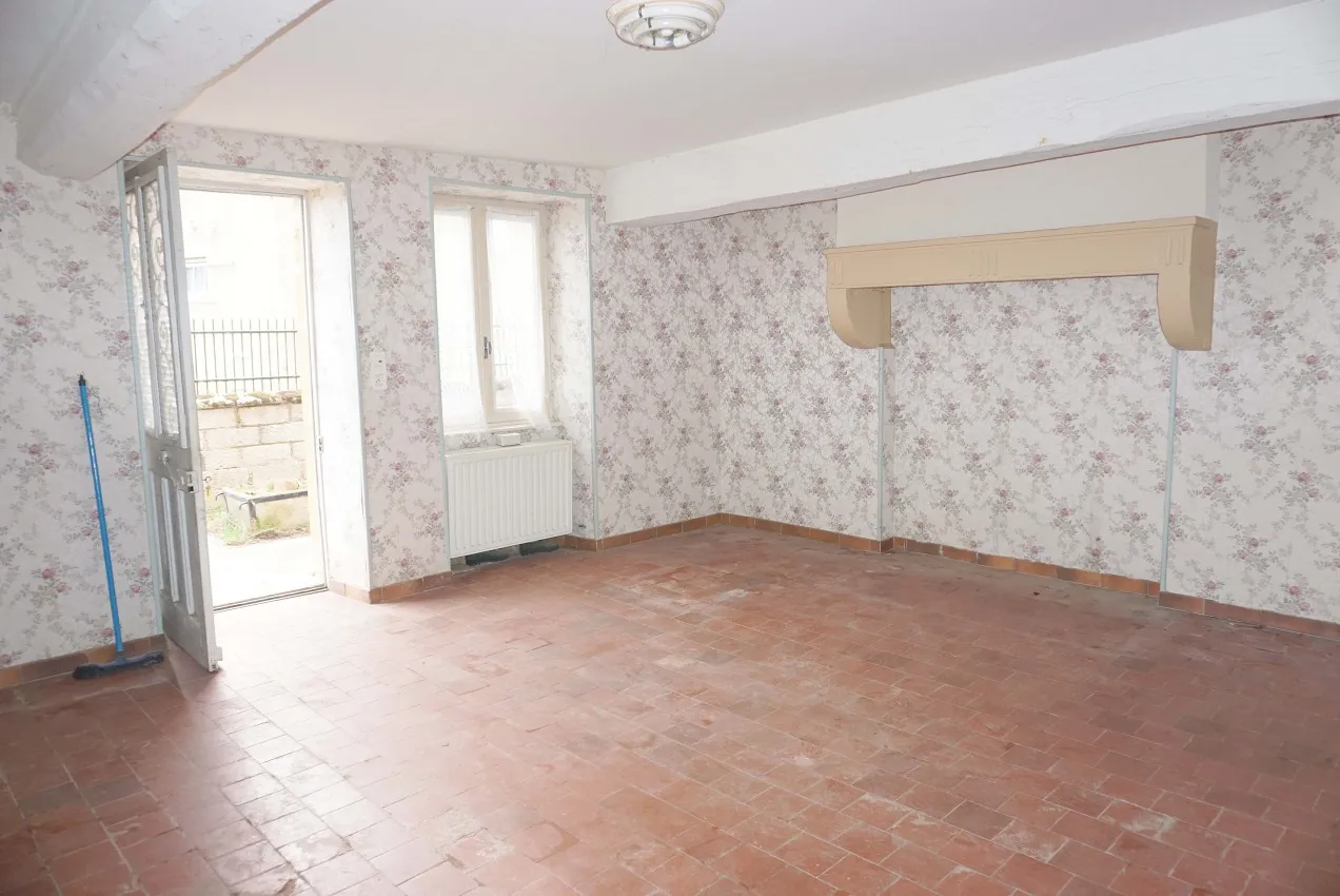 À vendre : Belle maison Brionnaise à Brionnais 
