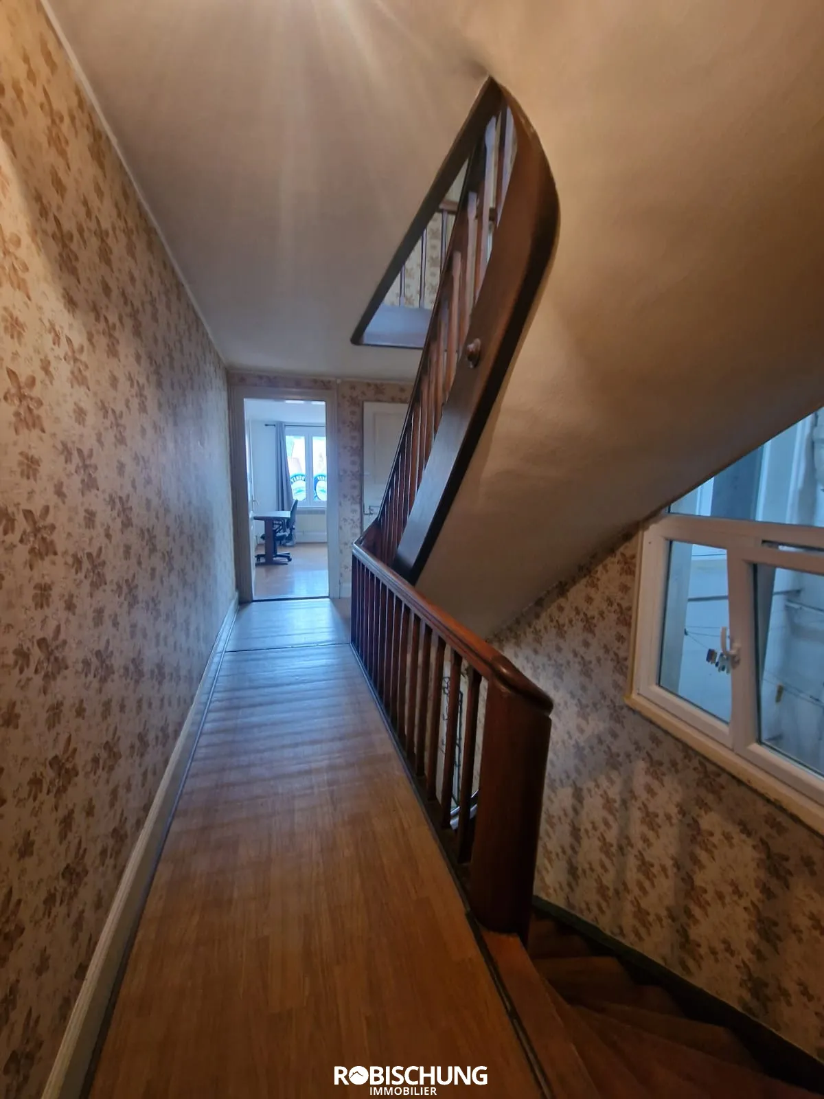 Maison de Ville à Altkirch avec 2 Appartements Loués 