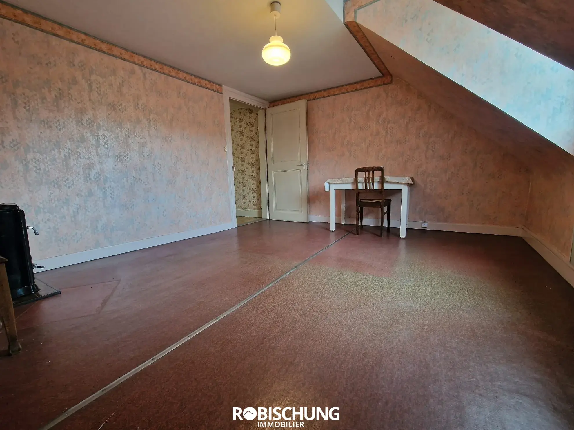 Maison de Ville à Altkirch avec 2 Appartements Loués 