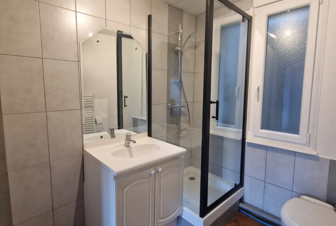 Maison de Ville à Altkirch avec 2 Appartements Loués 
