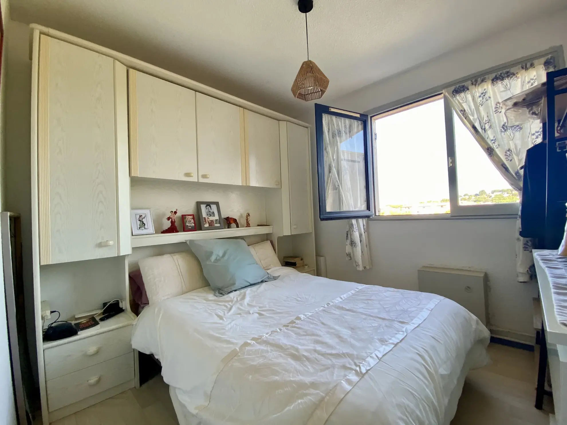 Bel appartement 2 pièces avec vue sur Mont Saint Loup à Agde 