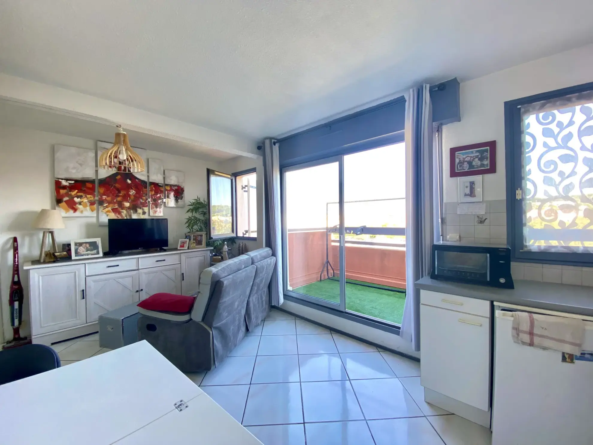 Bel appartement 2 pièces avec vue sur Mont Saint Loup à Agde 