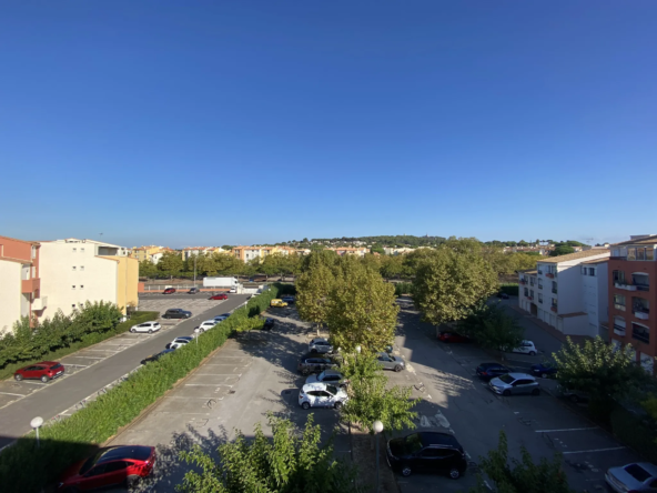 Bel appartement 2 pièces avec vue sur Mont Saint Loup à Agde
