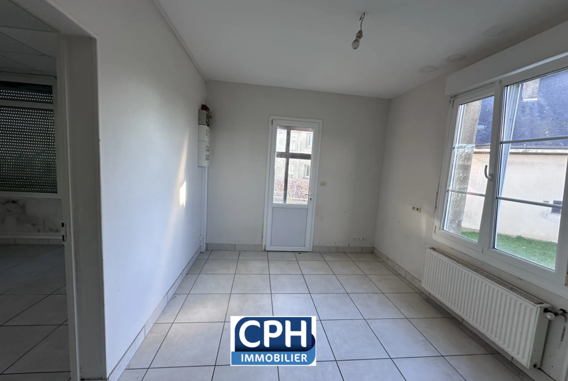 Maison à vendre à Cahagnes - 79,7 m² - 121 000 € 