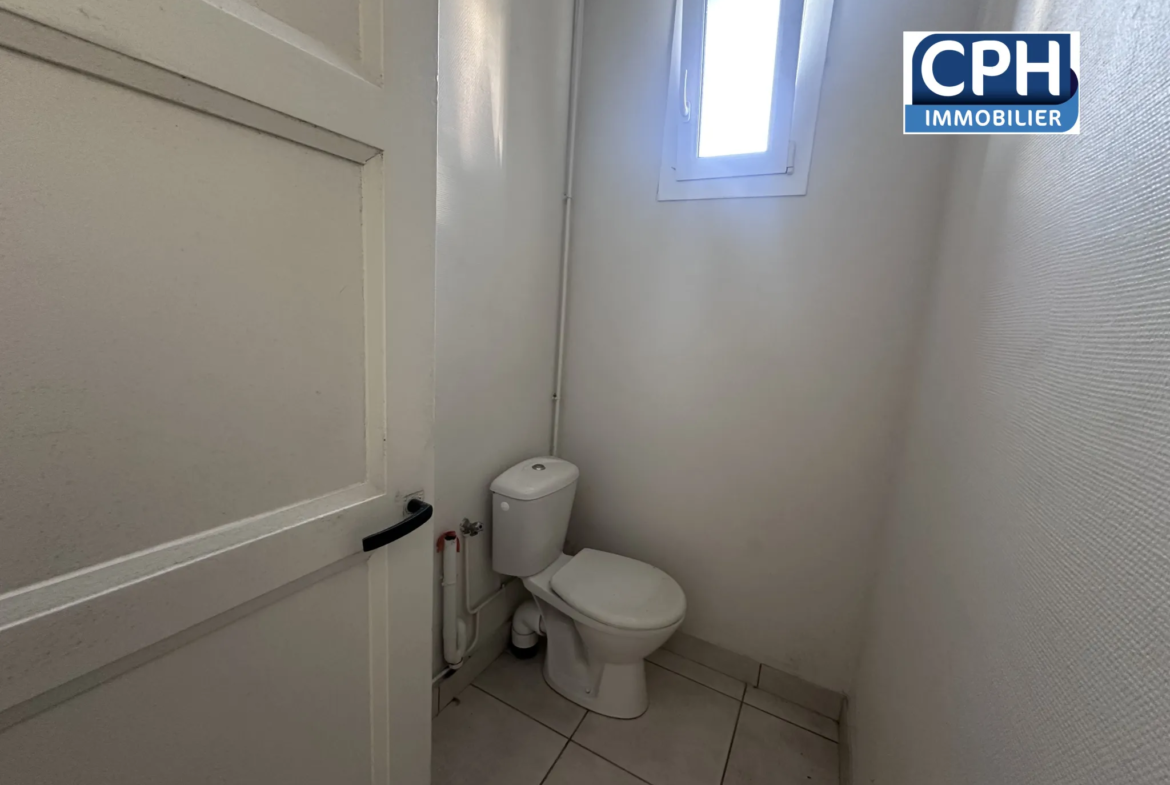 Maison à vendre à Cahagnes - 79,7 m² - 121 000 € 