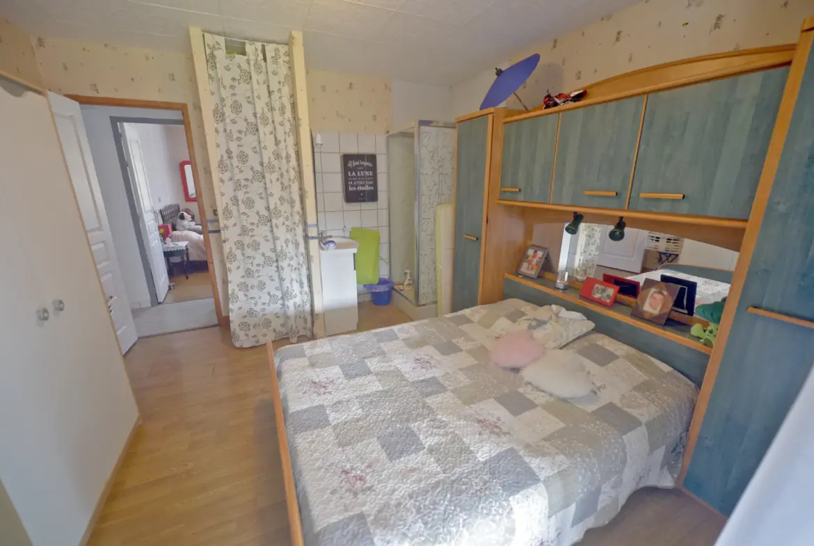 Maison de plain-pied avec piscine à Cozes - 4 chambres 