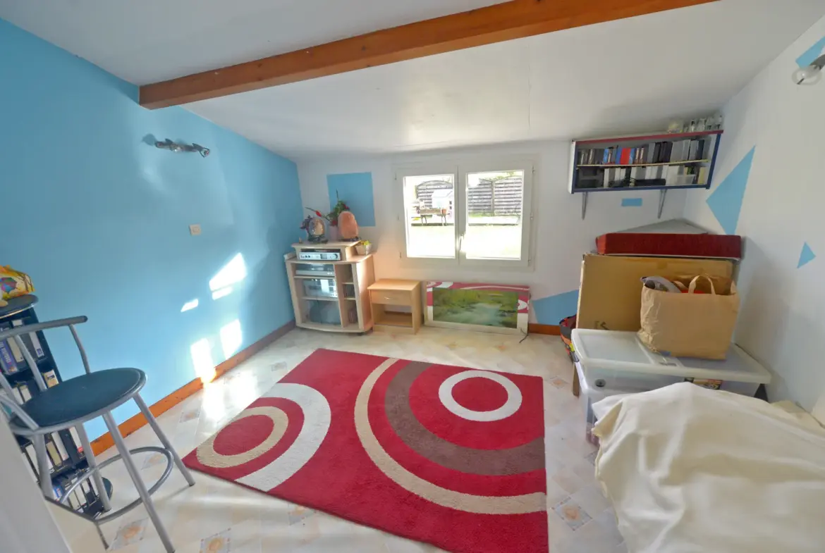 Maison de plain-pied avec piscine à Cozes - 4 chambres 