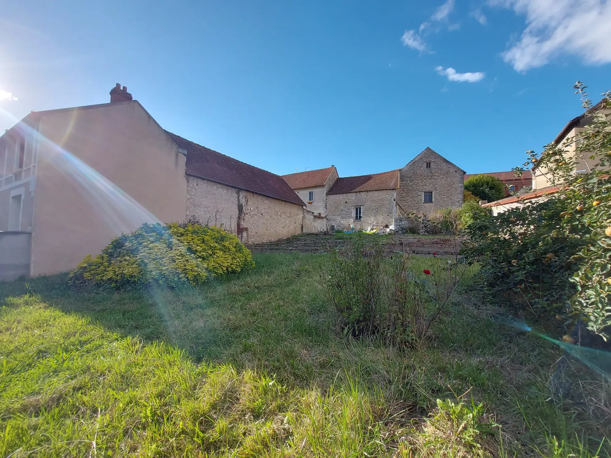 Terrain constructible de 400m2 à vendre à Bennecourt 