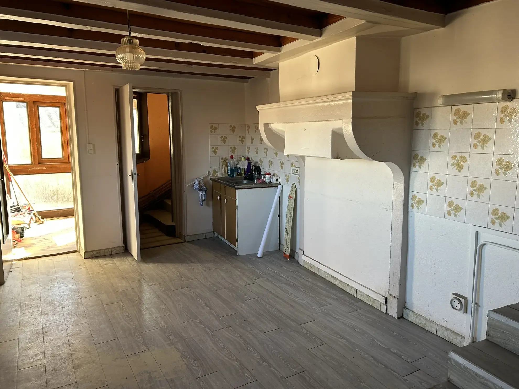 Charmante maison de village à Fleurie, à rénover 