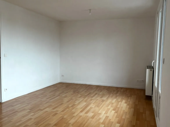 Appartement T3 au Dernier Étage à Villefranche sur Saône 