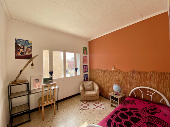 Maison de Village à Vias avec Terrasse et Garage 