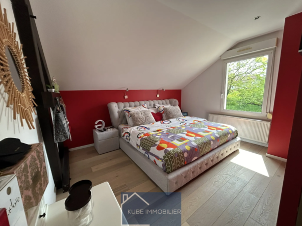 Charmante Maison d'Architecte à St Jure - 7 Pièces, 4 Chambres