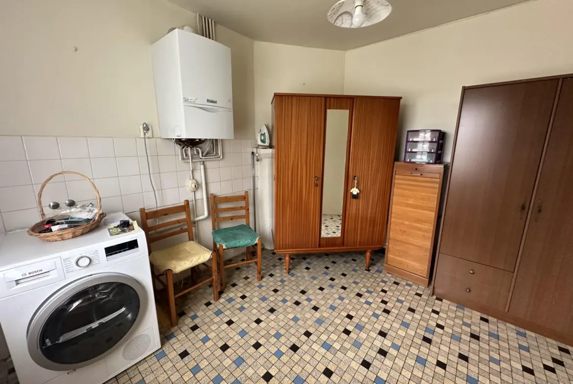 Maison de campagne de 146 m² à Guenin avec terrain de 4 625 m² 