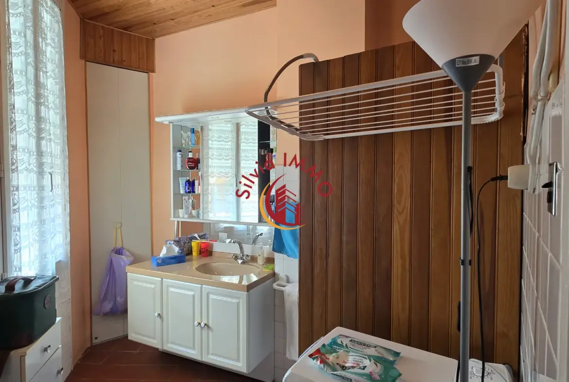 Maison de Village 3 Chambres à Vingrau - 60 000 € 