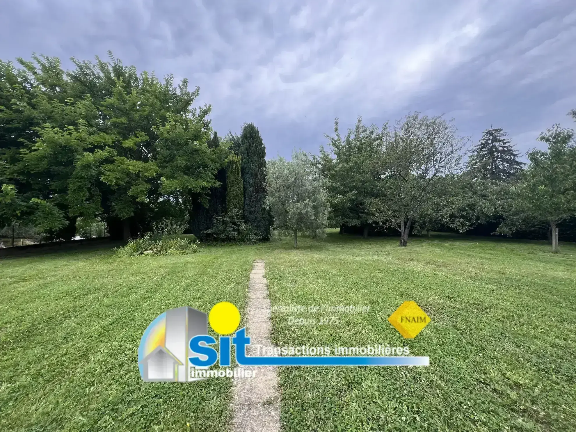 Terrain constructible à vendre à LES COTES D'AREY, VIENNE (38200) 