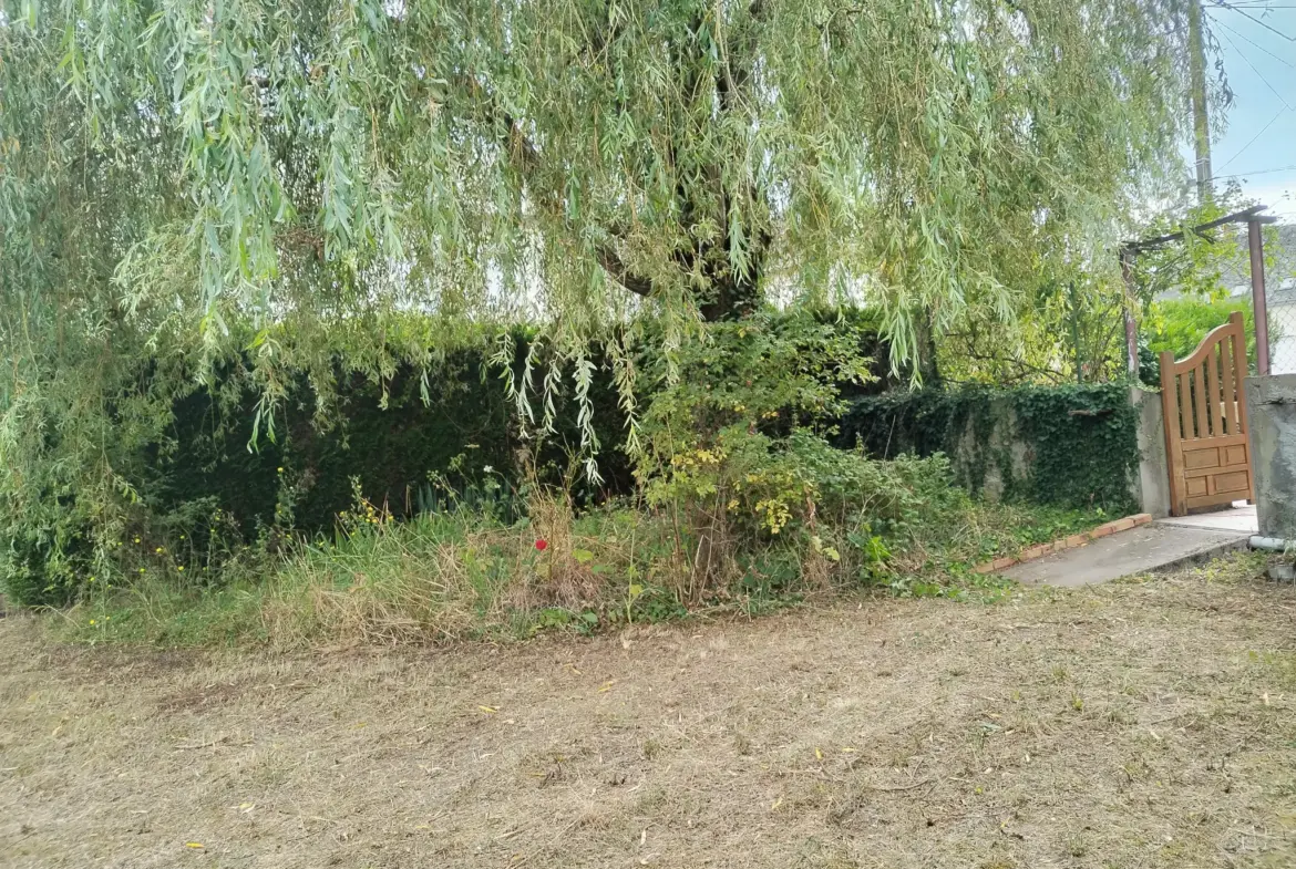 Maison spacieuse à vendre à La Guerche Sur L'Aubois 