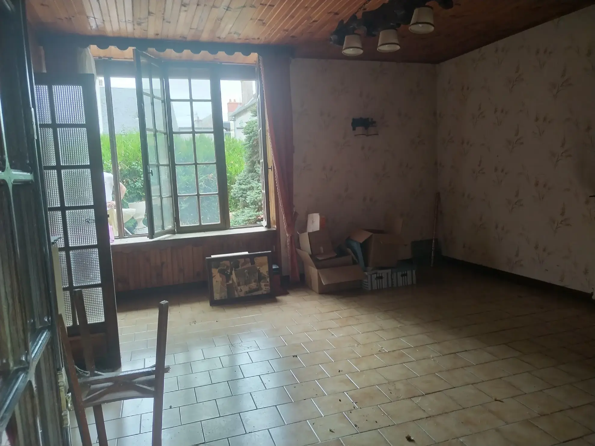 Maison spacieuse à vendre à La Guerche Sur L'Aubois 