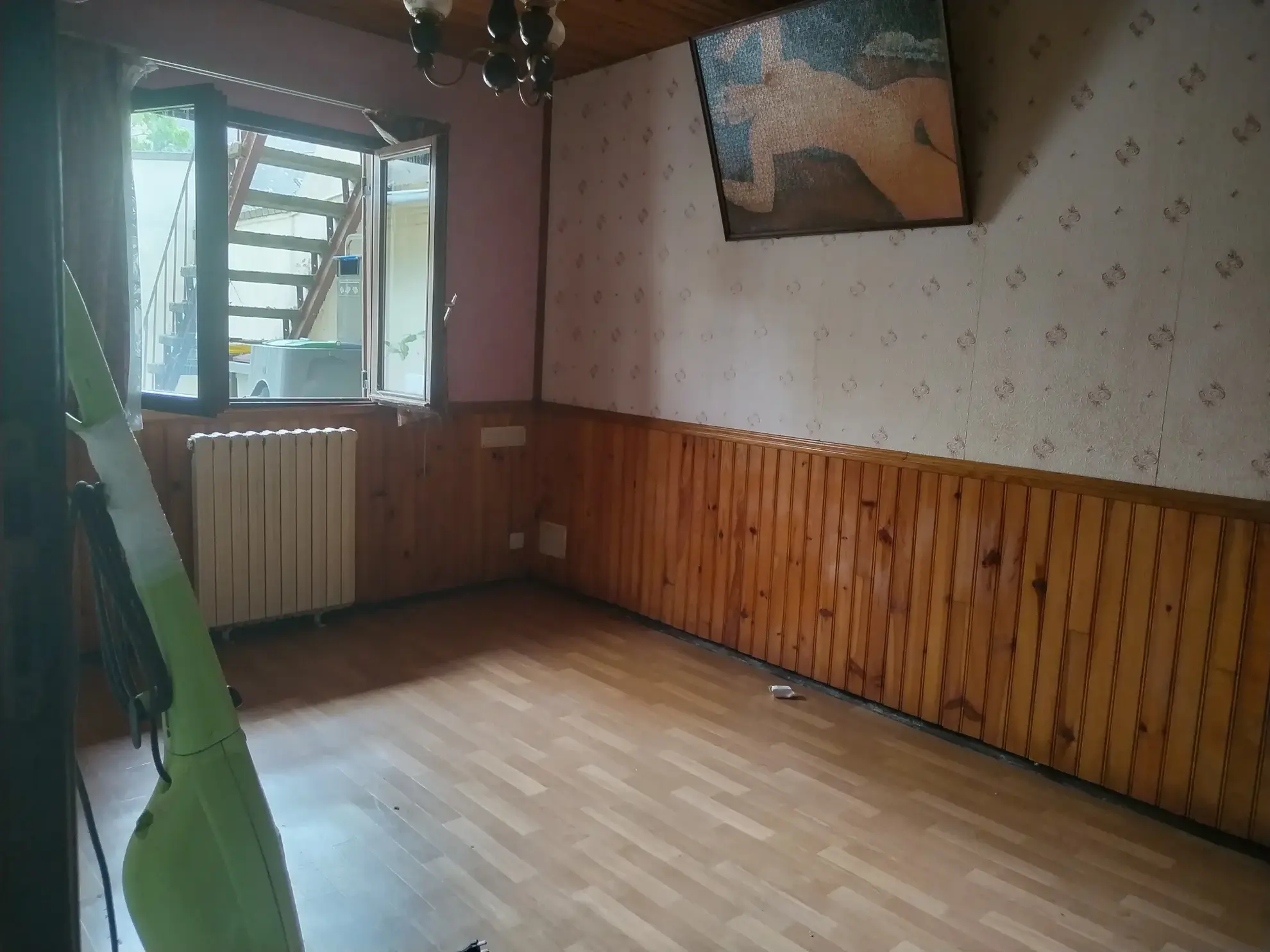Maison spacieuse à vendre à La Guerche Sur L'Aubois 