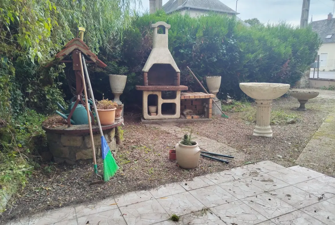 Maison spacieuse à vendre à La Guerche Sur L'Aubois 