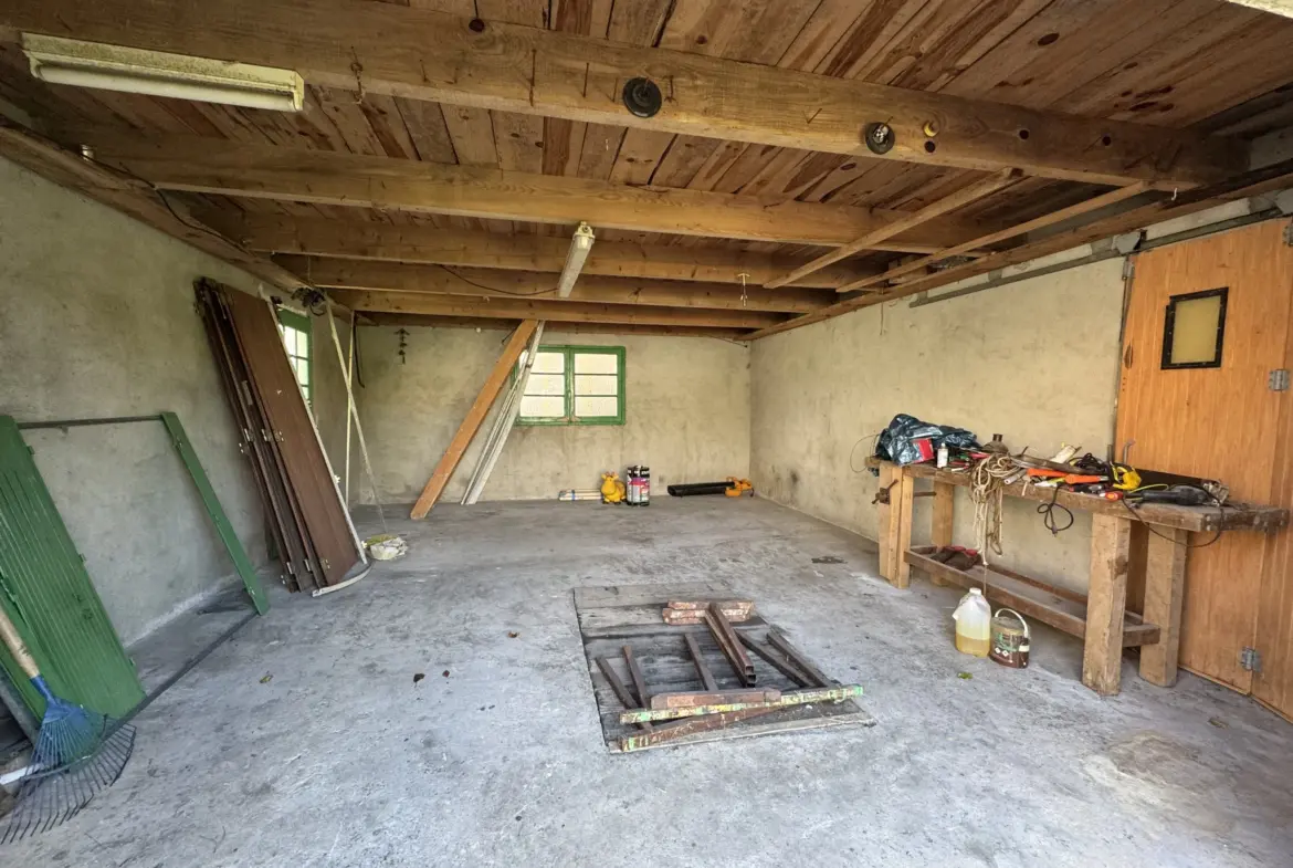Maison de 63 m² à rénover à Meschers-sur-Gironde 