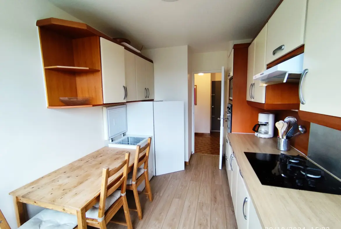 Appartement T4 à vendre à Cergy - 3 chambres avec loggia 